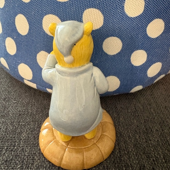 Vintage Royal Doulton Pooh a little tree trimming is in order wp41 CHRISTMAS - Picture 9 of 9